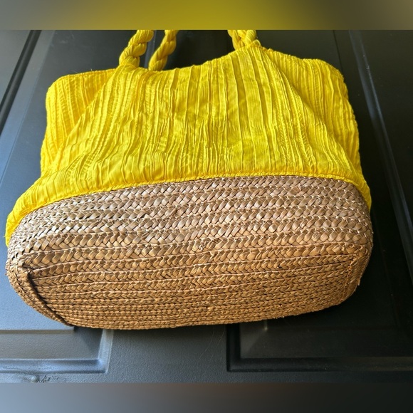 Sun N Sand Beach Summer Tote Bag Straw Yellow Purse Zipper Closure Vacation Bag - Picture 10 of 10